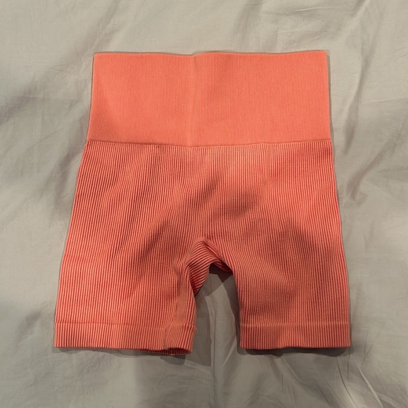 Salmon bike shorts - size small - Picture 2 of 2